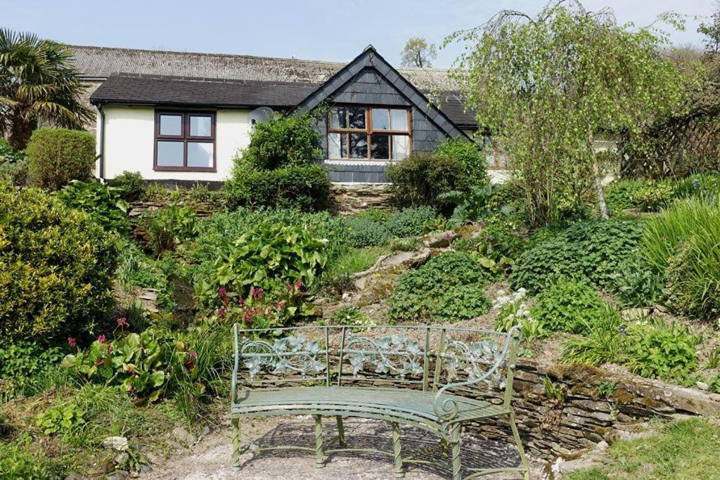 דארטמות' Greenswood Cottage - Cosy Cottage, Rural Location, Beautiful Landscaped Gardens With Pond And Lake מראה חיצוני תמונה