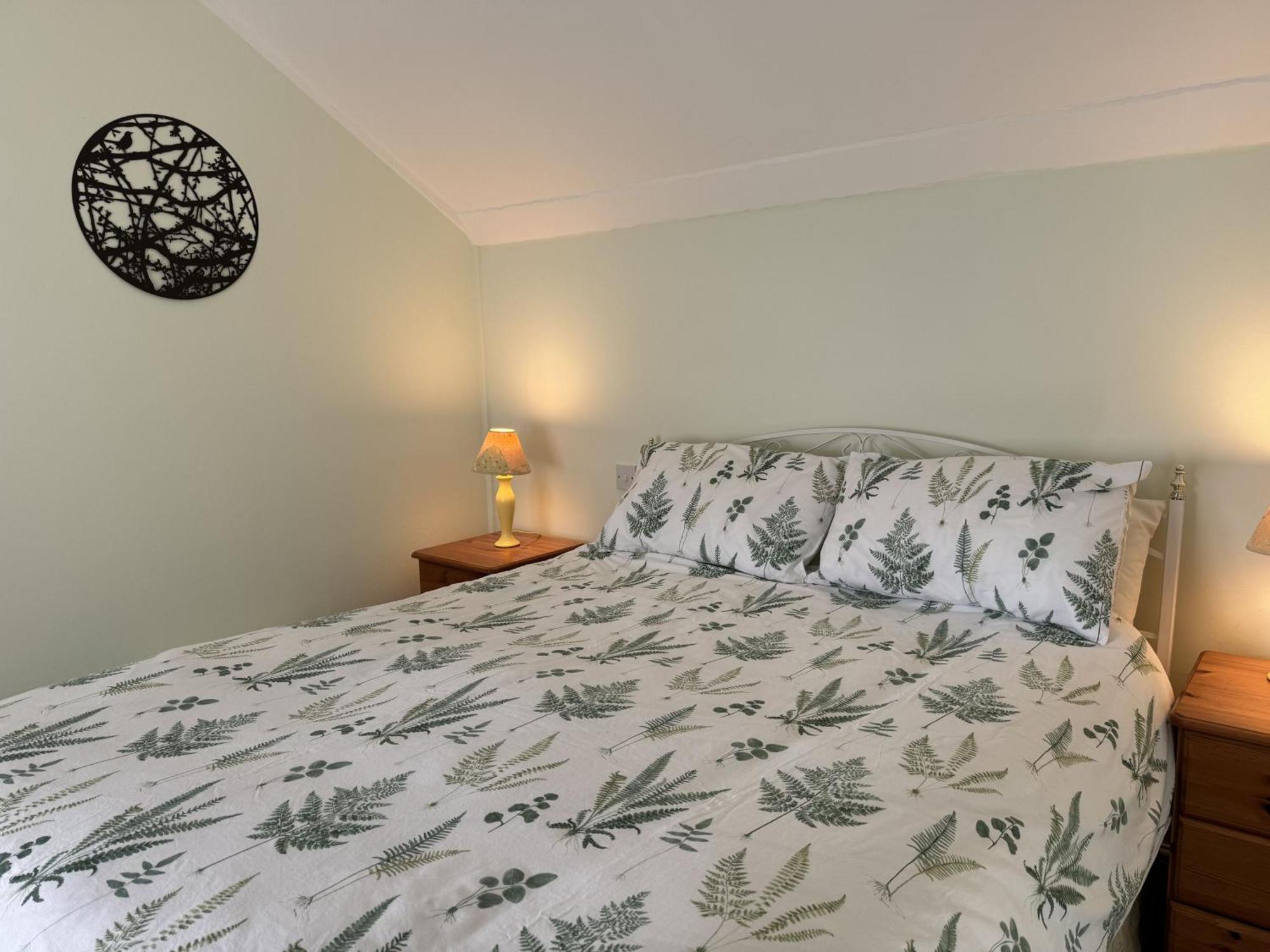 דארטמות' Greenswood Cottage - Cosy Cottage, Rural Location, Beautiful Landscaped Gardens With Pond And Lake מראה חיצוני תמונה